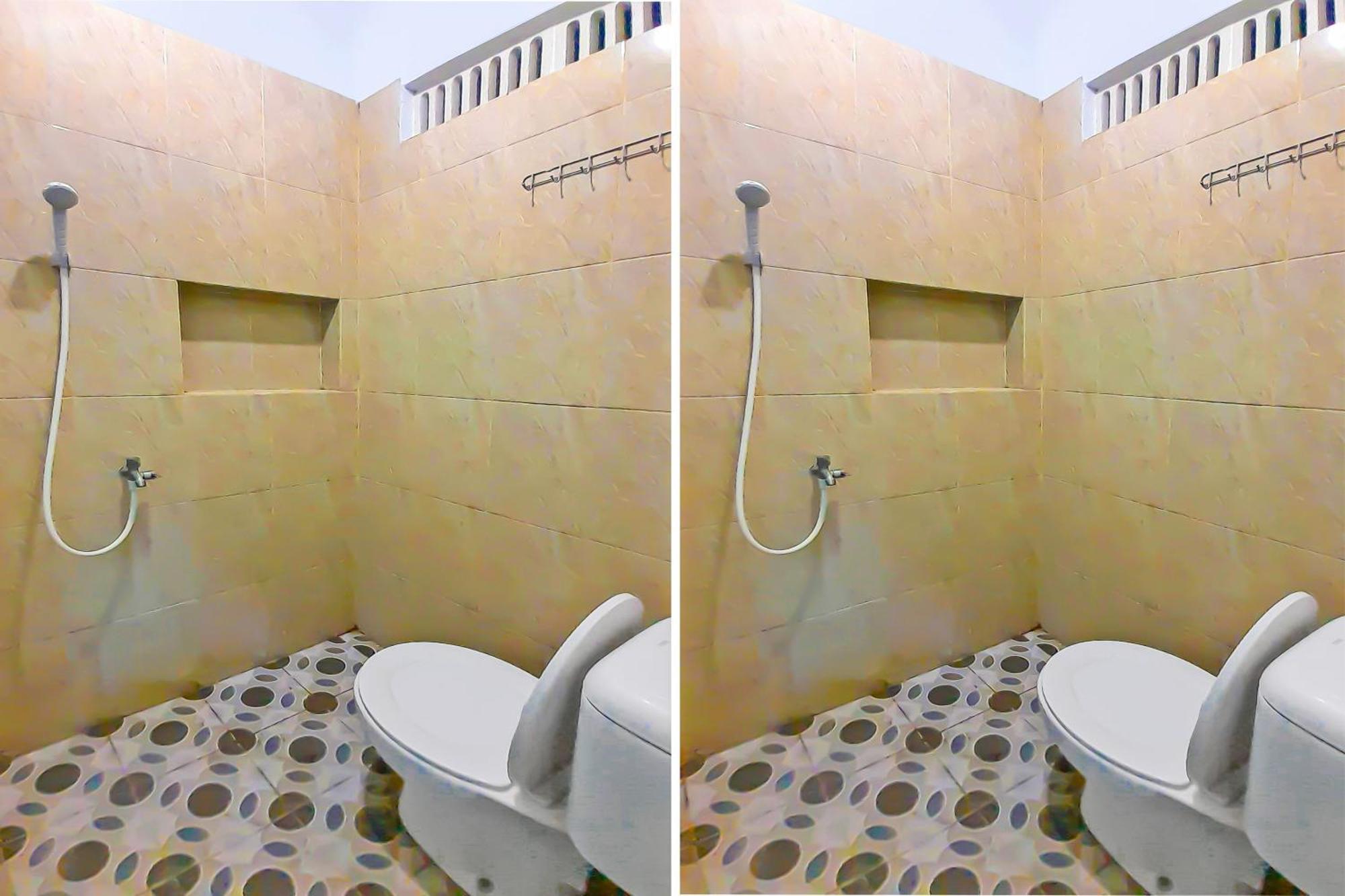 Spot On 92236 Kediri Family Homestay Medan Exterior foto