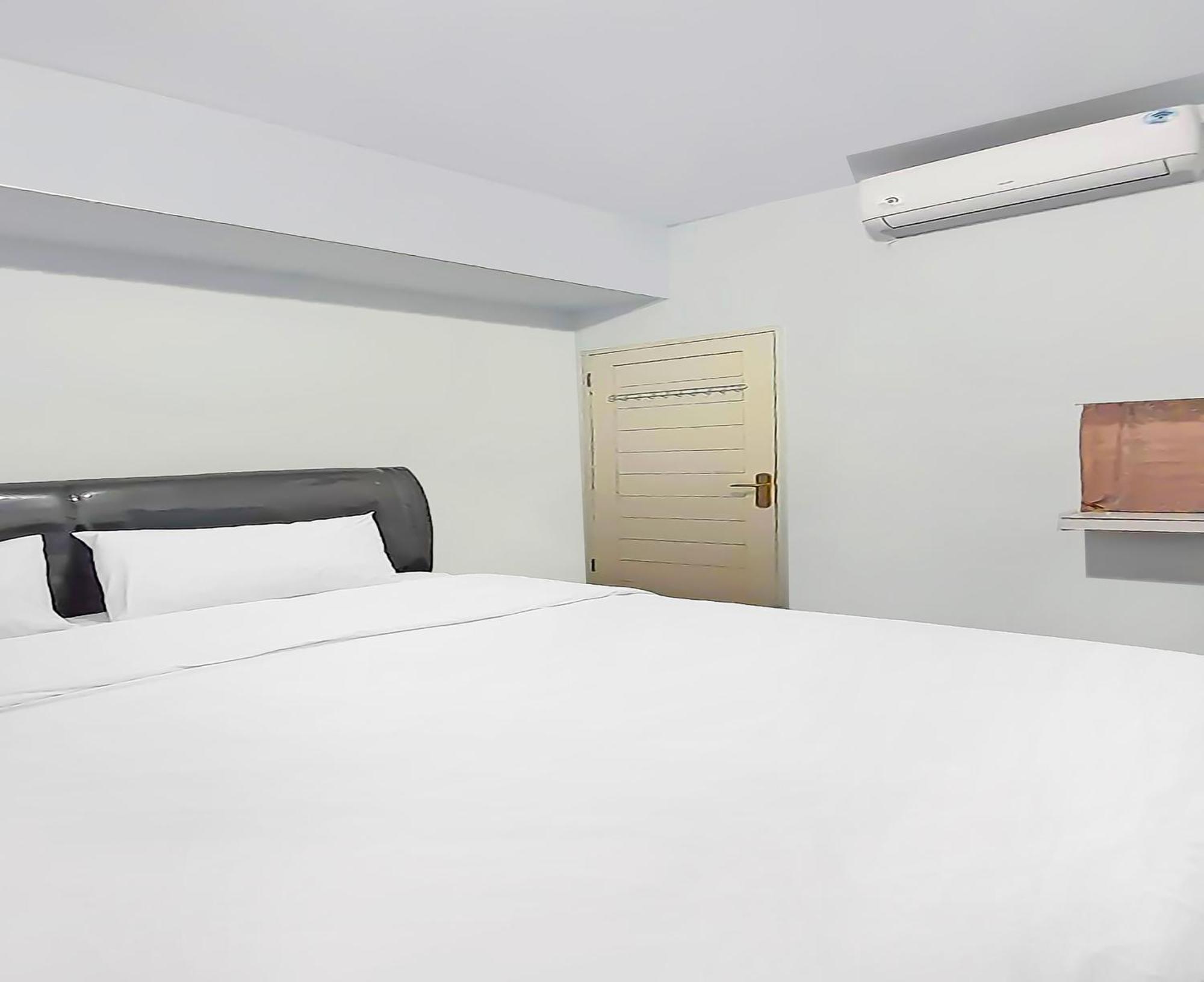 Spot On 92236 Kediri Family Homestay Medan Exterior foto