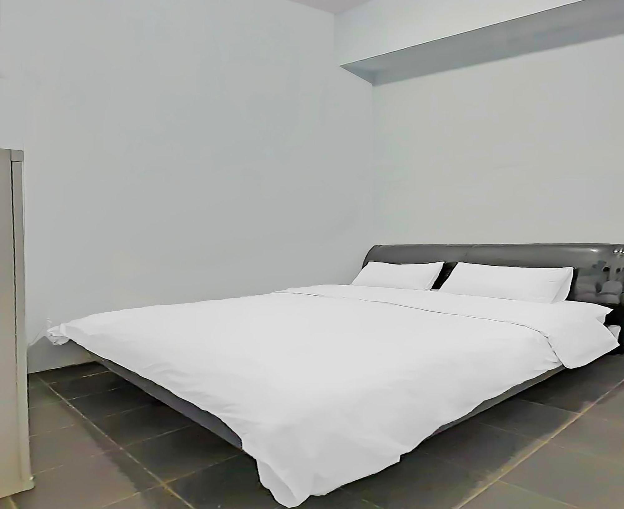 Spot On 92236 Kediri Family Homestay Medan Exterior foto